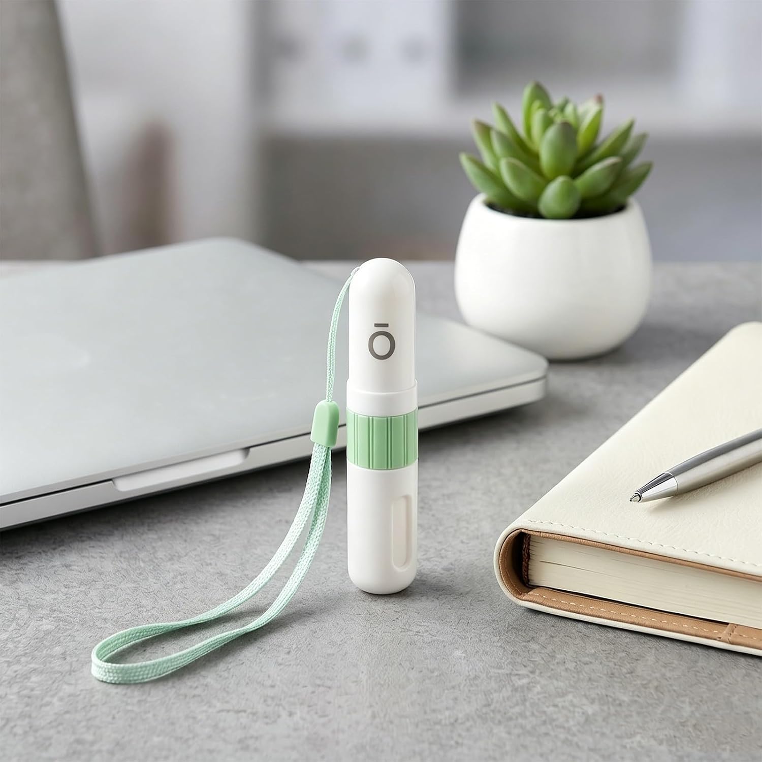 3pcs 2ml Essential Oil Diffuser Accessories with Refillable Tubes, Green Rollerball Bottle Design with Window and Unscented Wicks for Daily Travel Use and Outdoor Activities