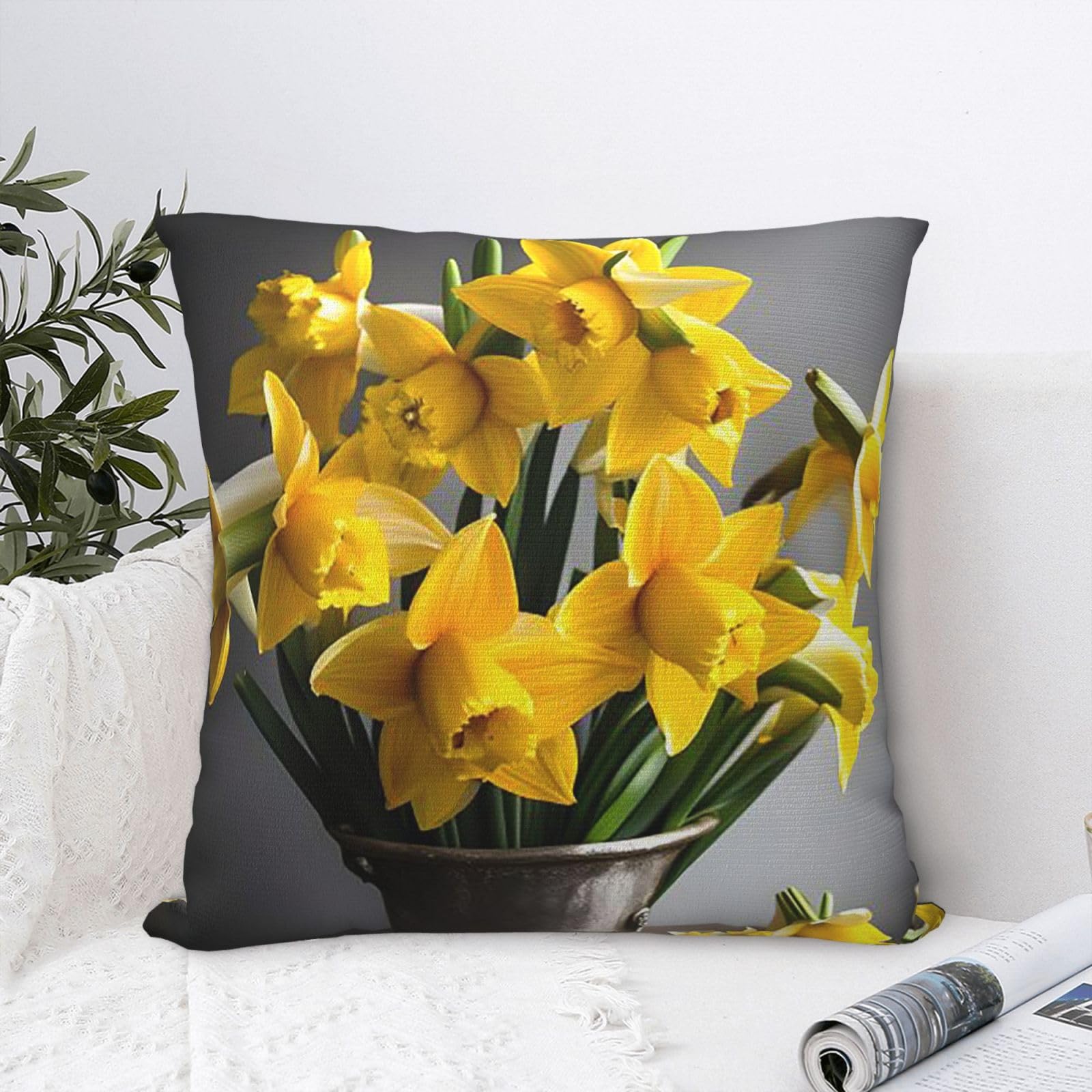 FodPand Luxury Velvet Throw Pillow Covers 18"x18" Super Soft Decorative Pillow Cases - Bouquet of Daffodils Pillowcases Modern Lumbar Cushion Cases for Couch Sofa Bed Pillow Shams