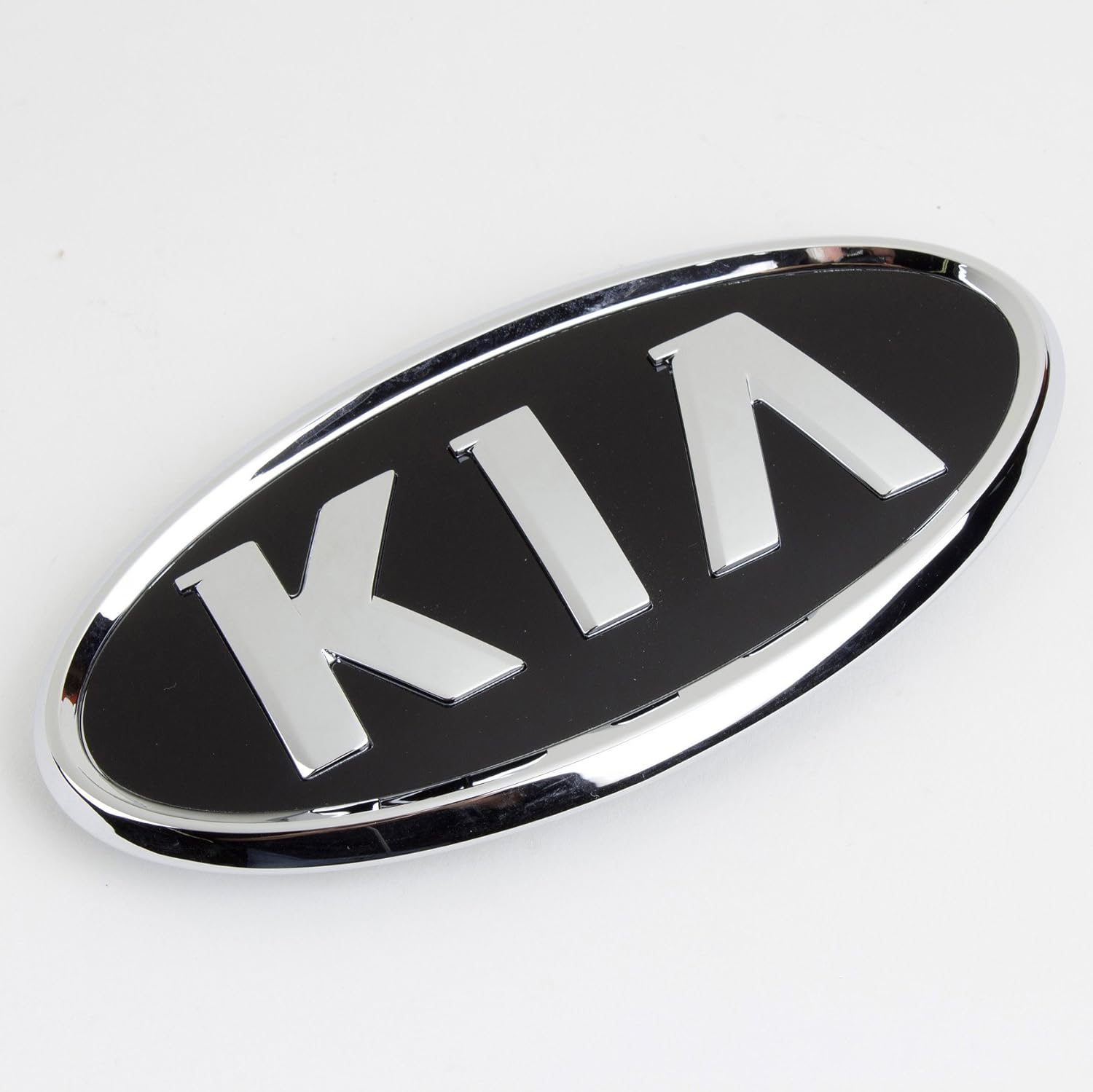 Genuine Kia Front Grille Emblem 86320-3E500