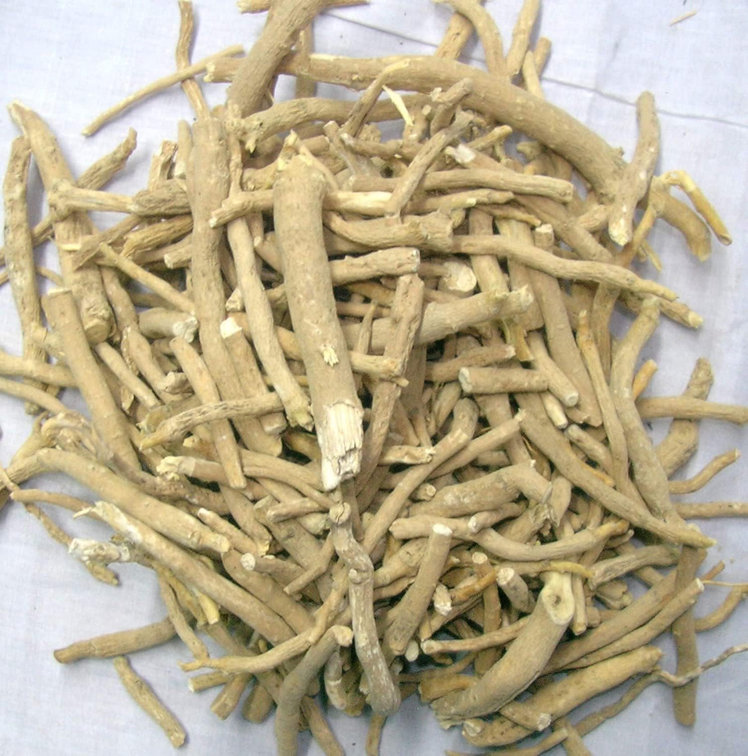 QURA Ashwagandha Trockenwurzel - 500 g | Ashwagandha Jadi Buti Sticks Withania Somnifera Indischer Ginseng - Withania Somnifera Wurzel