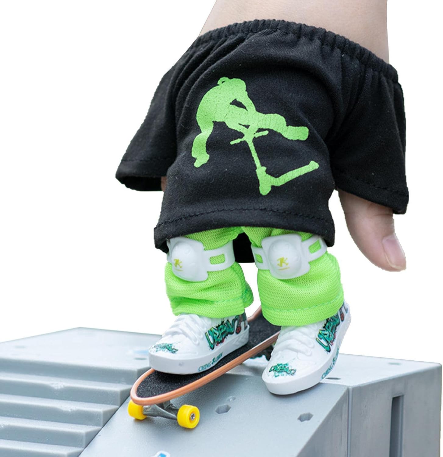 COATUIYO Mini de Dedo Finger Scooter Mini Skateboard con Pantalones y Zapatos,Mini