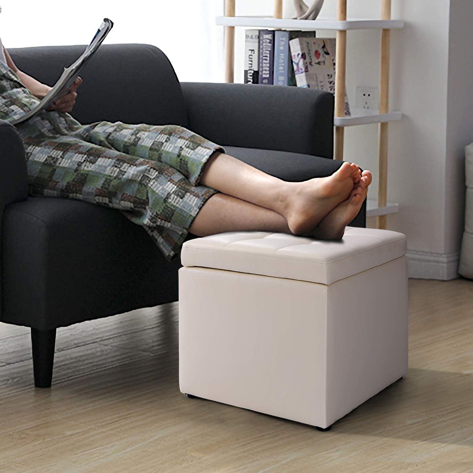 LIFEZEAL Pouf Cubo, Contenitore, Pioggiepiedi, Ottoma in PU, Sedile Imbottito, Telaio in Legno, Già Montato, per Soggiorno, Camera da Letto e Cameratta, Peso Max 300 kg, 40x40x40 cm (bianco)