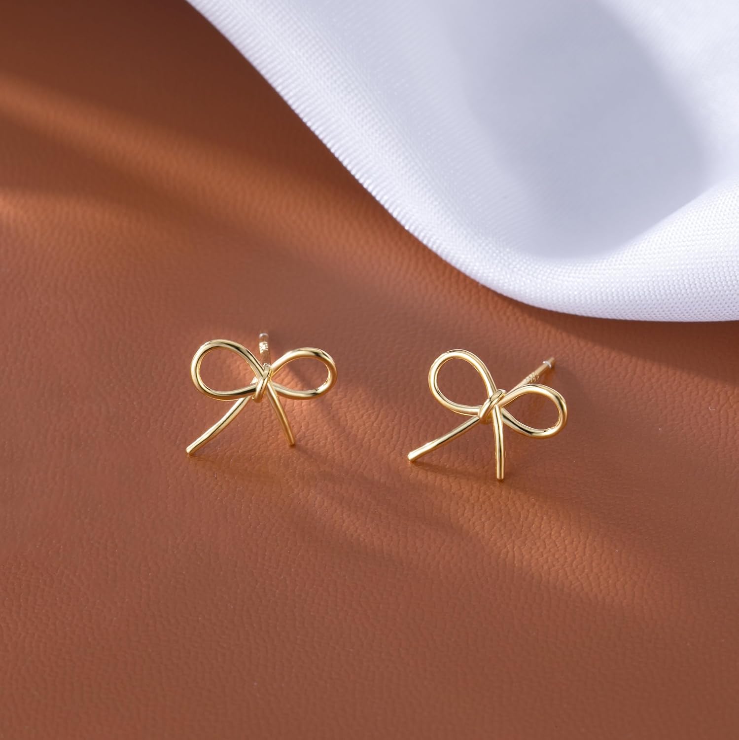 Reffeer Solid 925 Sterling Silver Bow Stud Earrings for Women Girls Ribbon Stud Earrings Bowknot