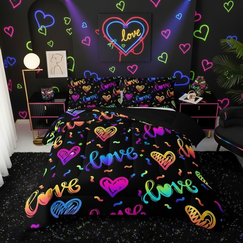 QOOMO Colorful Love Kids Comforter Set, Black, Full Size