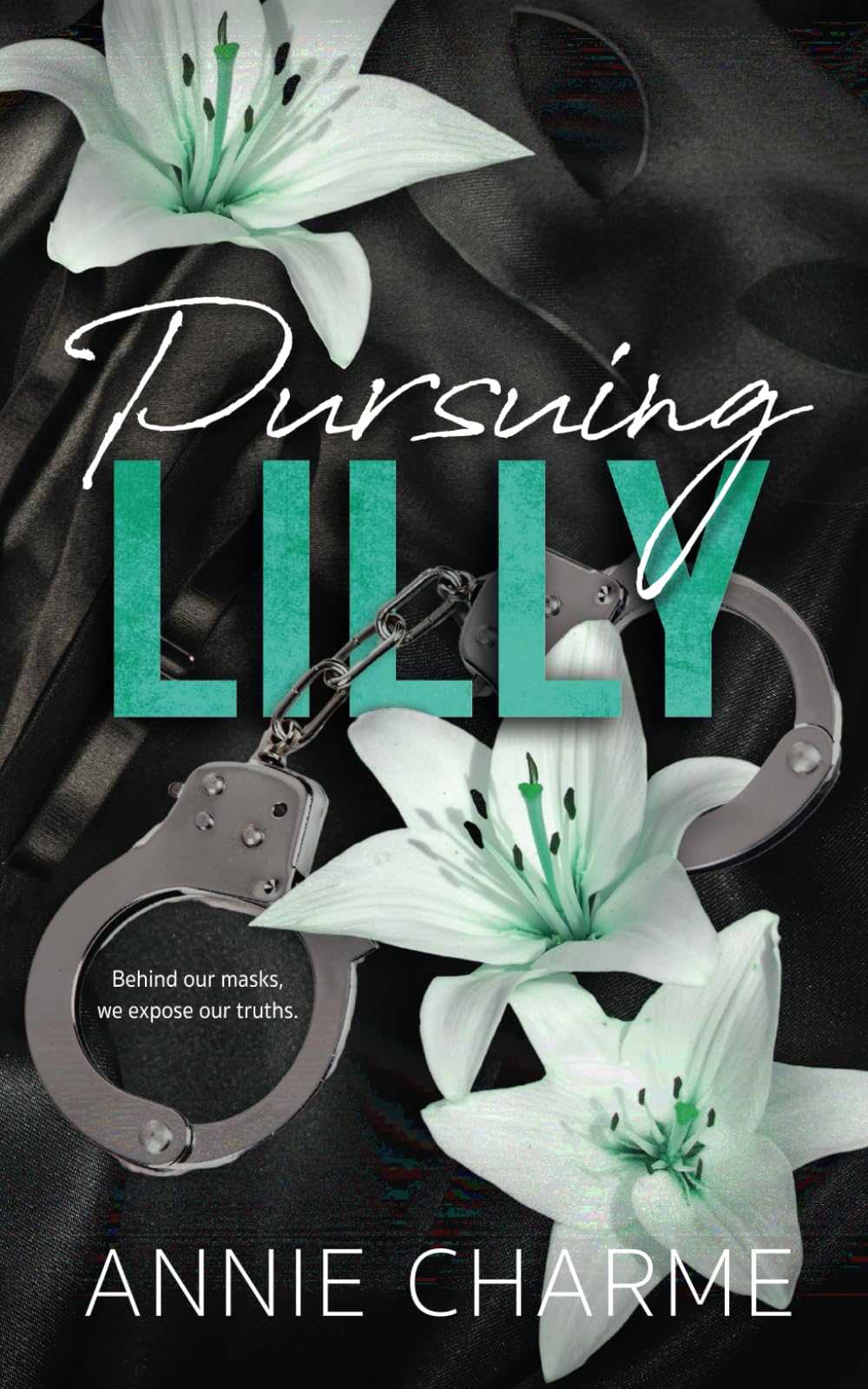 Pursuing Lilly: Special Edition Cover - A Curvy Girl Age Gap Romance (The Sinful Secrets Series)