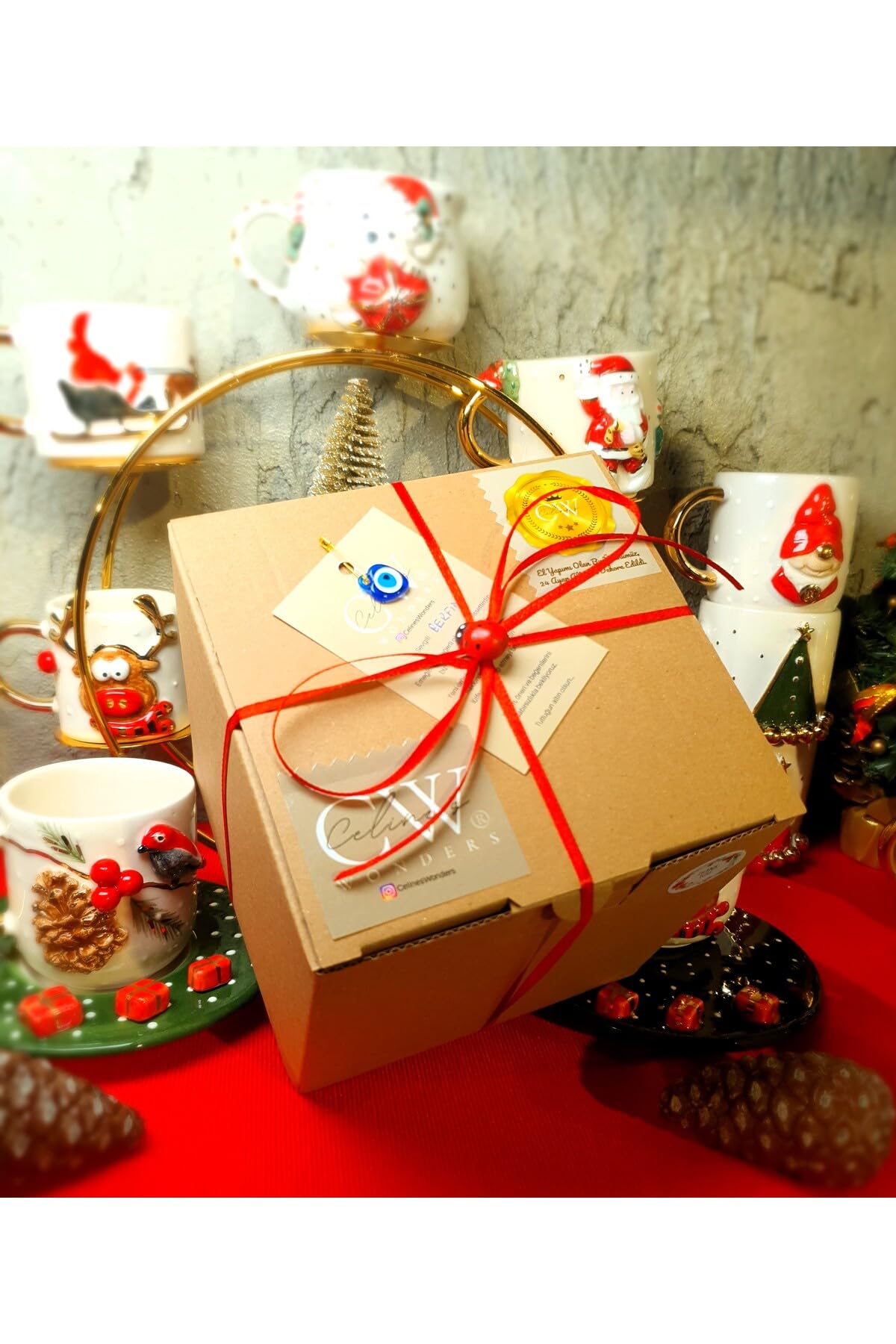 CW Celine's Wonders Premium Kalite 24 Ayar Altın Detaylı El Yapımı Christmas Mug 450 Ml Gold Handmade