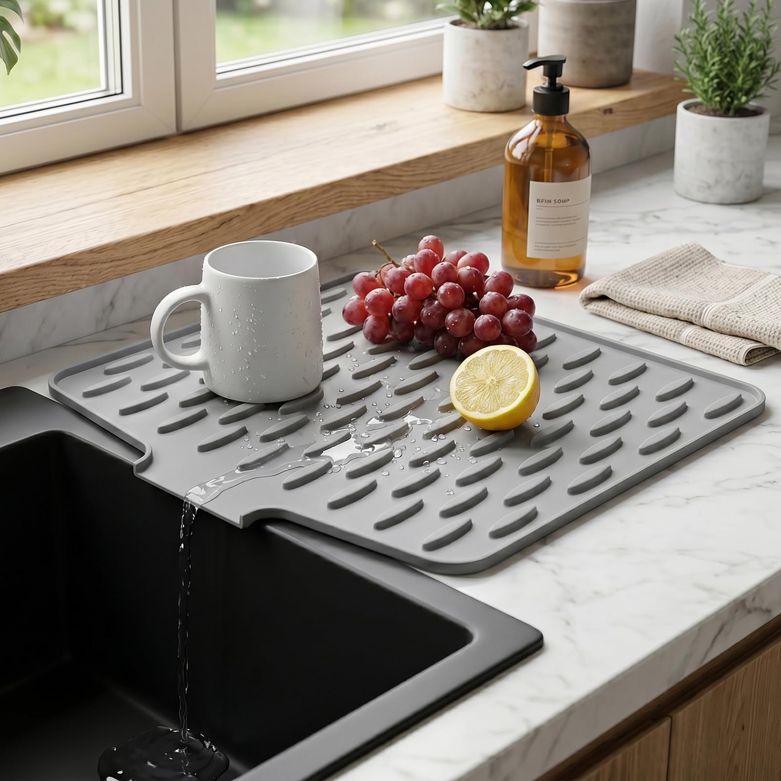 Silicone Draining Mat for Kitchen Counter, Non Slip Dish Drying Mat with Drain Lip, Heat Resistant Sink Drainer Mat, Foldable Draining Board Mat, Fast Drying Silicone Mat for Worktops Campervan Grey