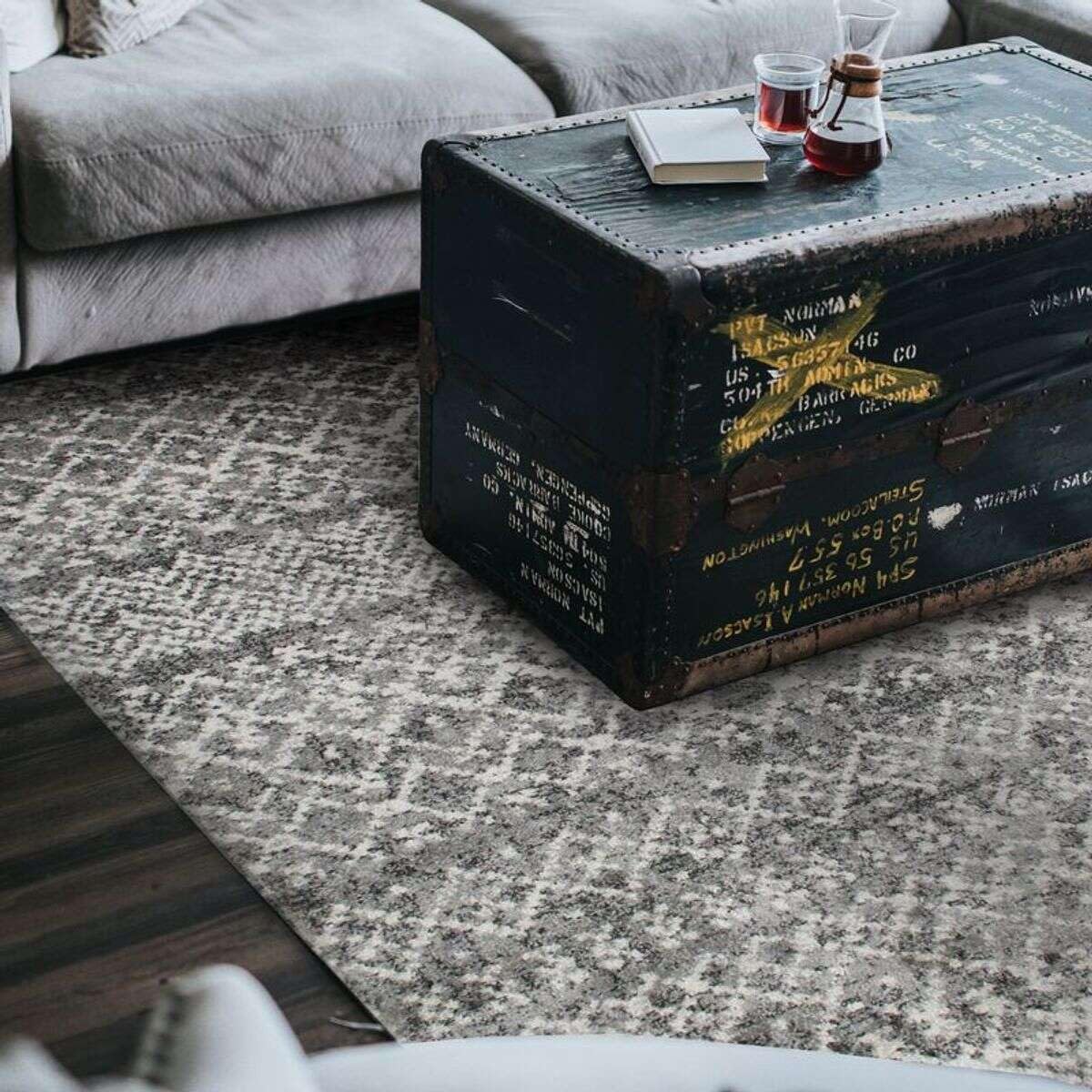 Tapis esprit scandinave à motifs ethniques gris foncé 160x230