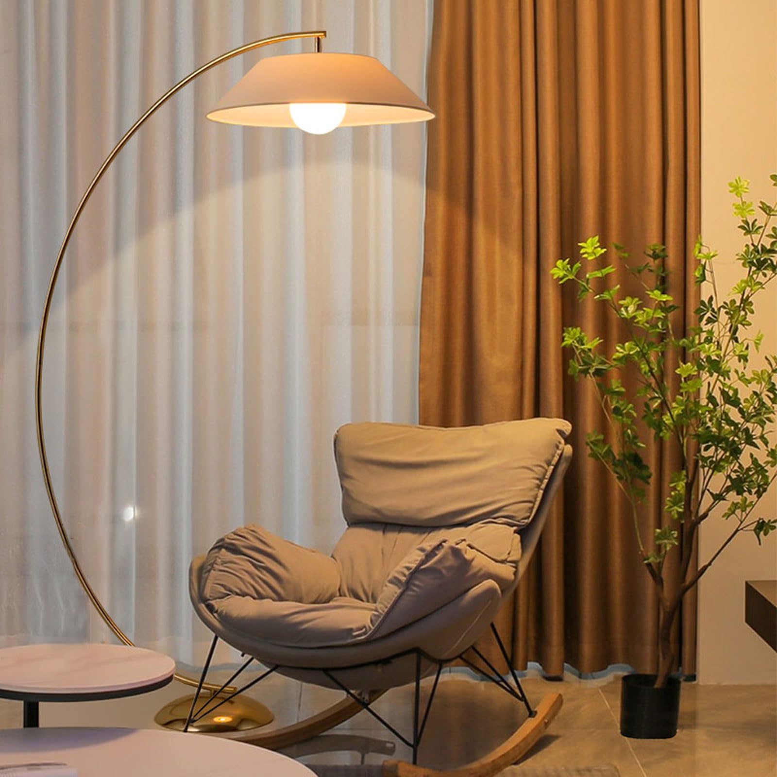 Lampadaire arqué dorée à 3 couleurs dimmables avec abat-jour en tissu