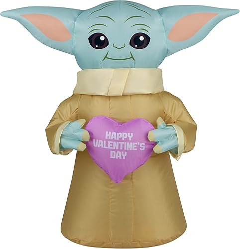 Miniatura 1 de National Tree Company Yoda inflable de San Valentín, funciona con pilas, colección del día de San Valentín, 20 pulgadas