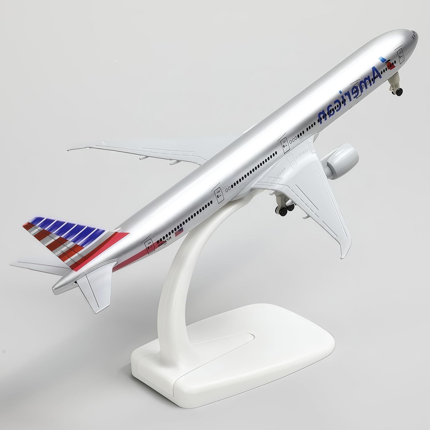 US Flag Carrier 777 Diecast Model 1:300 Scale 20cm Alloy Red White Blue Livery Aircraft for Collection Display