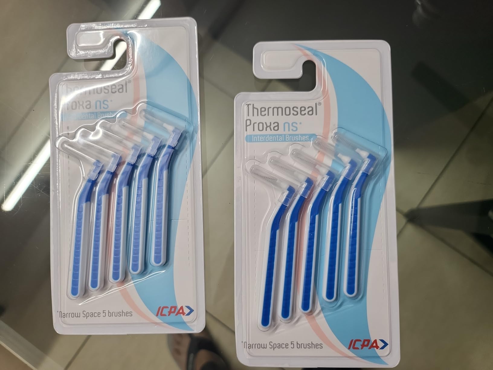 ICPA Thermoseal Proxa Narrow Space Brush,Manual,for adults(Multicolor