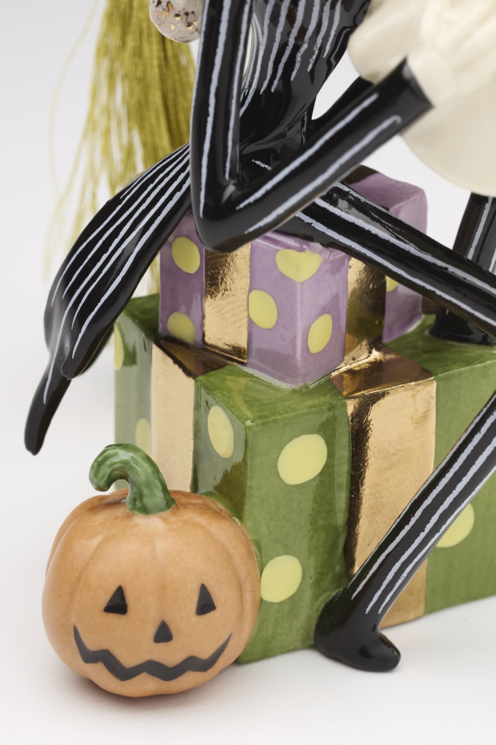 Amazon.com: Lenox 897598 Nightmare Before Christmas Santa Jack