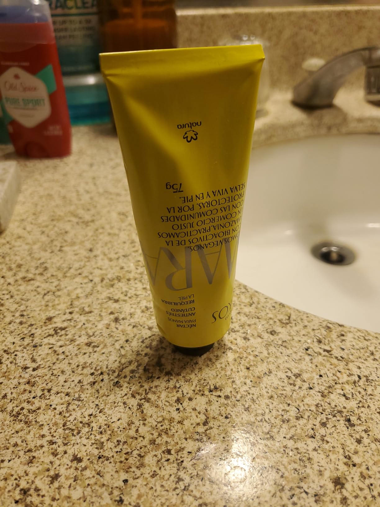 natura Ekos Maracuja Nectar para as Maos Passion Fruit Hands Moisturizer 75g