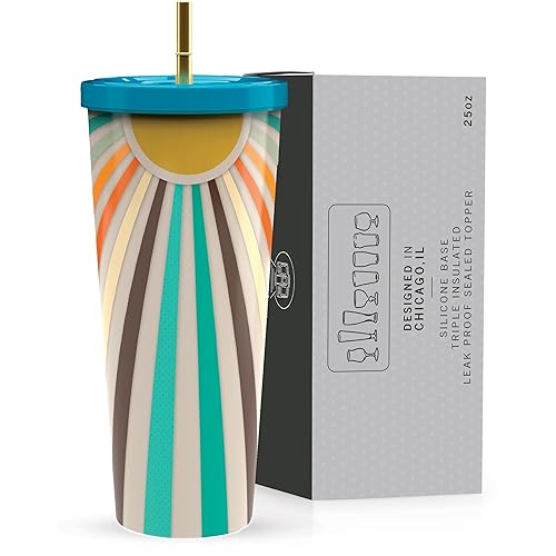 Greenline Goods Vasos aislados de 25 onzas con tapas y pajillas, de acero inoxidable para bebidas frías y calientes, diseño elegante de vaso de café