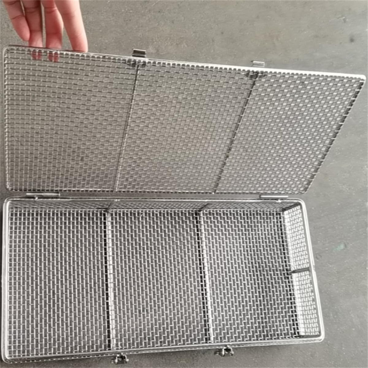 304 Edelstahl Sterilisation Korb mit Deckel, Instrument Sterilisation Körbe, Instrumentenschale und Mesh Perforierte Körbe Sterilisation Tray, für Krankenhaus, WWFKWEMK, 10 * 10 * 5cm