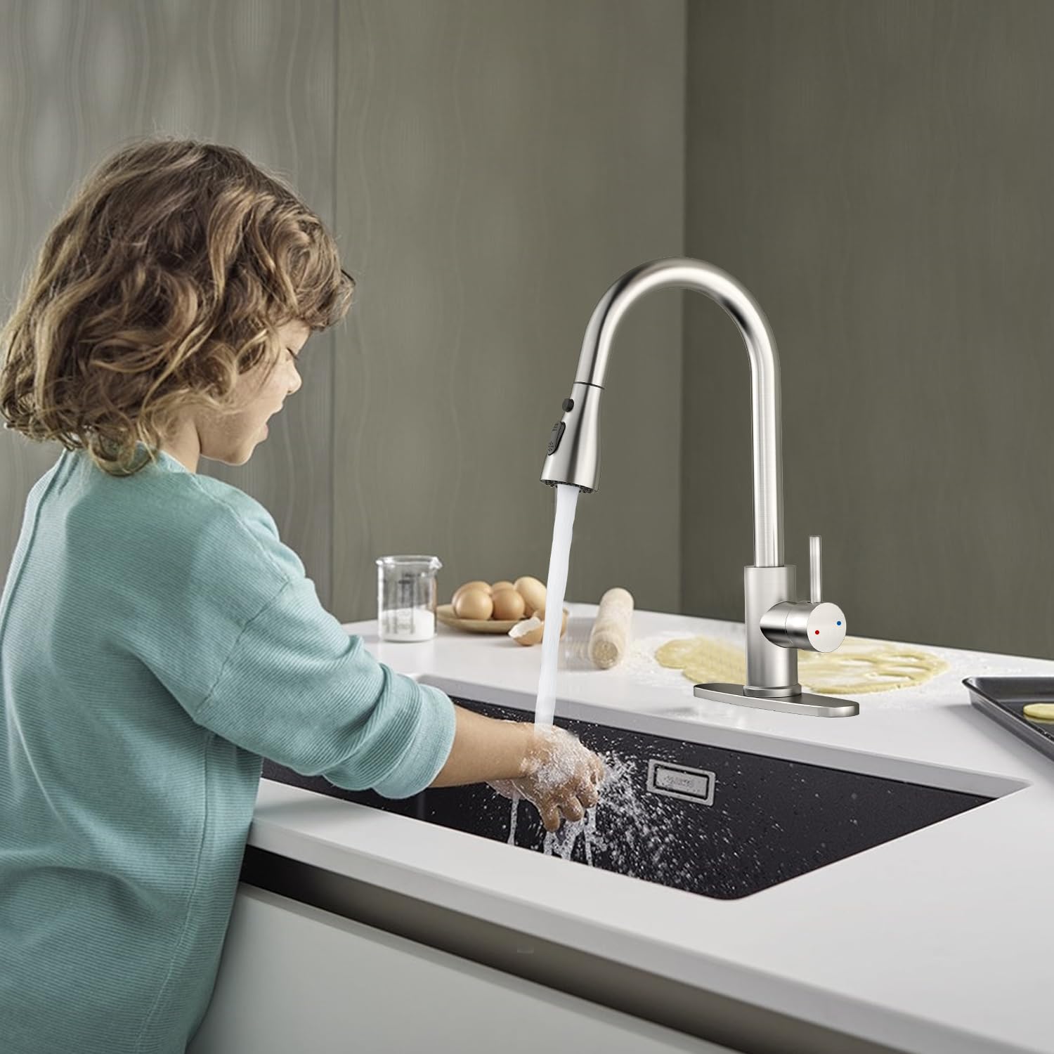 Grifo de cocina con pulverizador extraíble, grifo de cocina de acero inoxidable cepillado de una sola manija, múltiples modos de interruptor de agua, agujero de 1/3, placa de cubierta