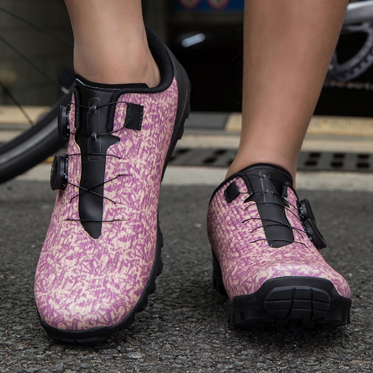 Scarpe da Ciclismo da Uomo Scarpe Mountain Bike | Traspiranti, Antiscivolo, Professionali, Compatibili con Pedali SPD, Interni Esterni
