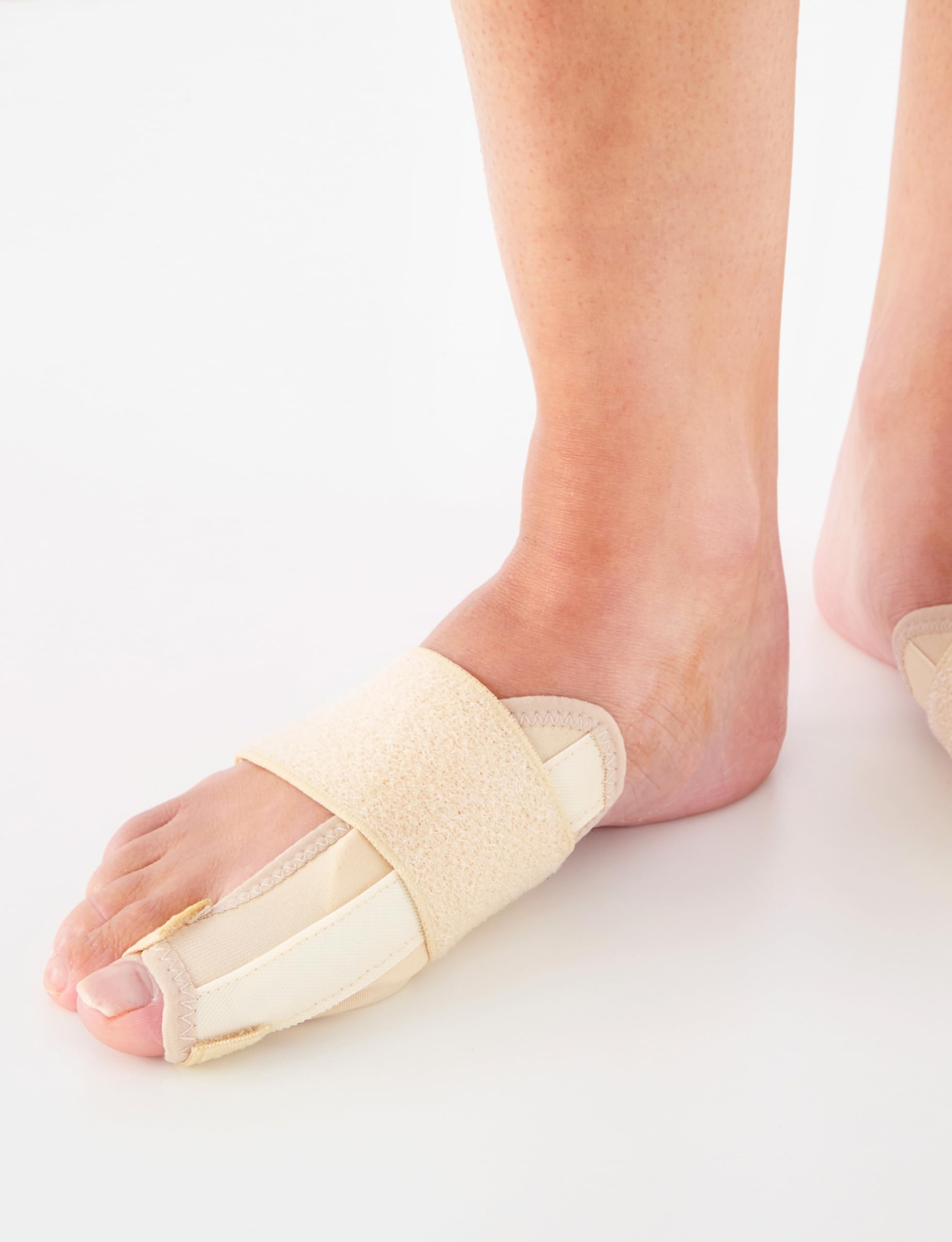 Neo-G Supporto sottile per alluce valgo con supporto flessibile e cuscinetto in gel regolabile, per uso quotidiano, pre post chirurgia, sollievo dal dolore, dispositivo medico di classe 1, destro e