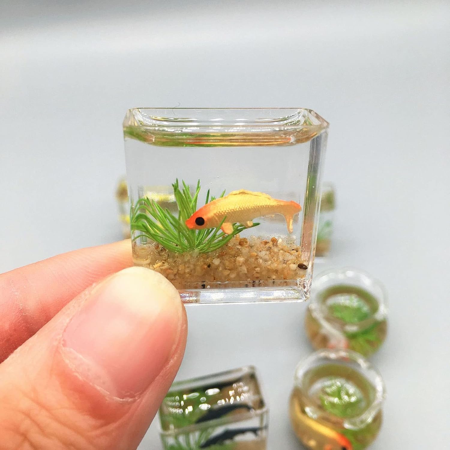 Photo 1 of 1Pc Square Fish Tank Toy, 1:12 Scale Miniature Dollhoue Accessories, Resin Dollhouse Fish Tank Accessories for Garden Scene Decor