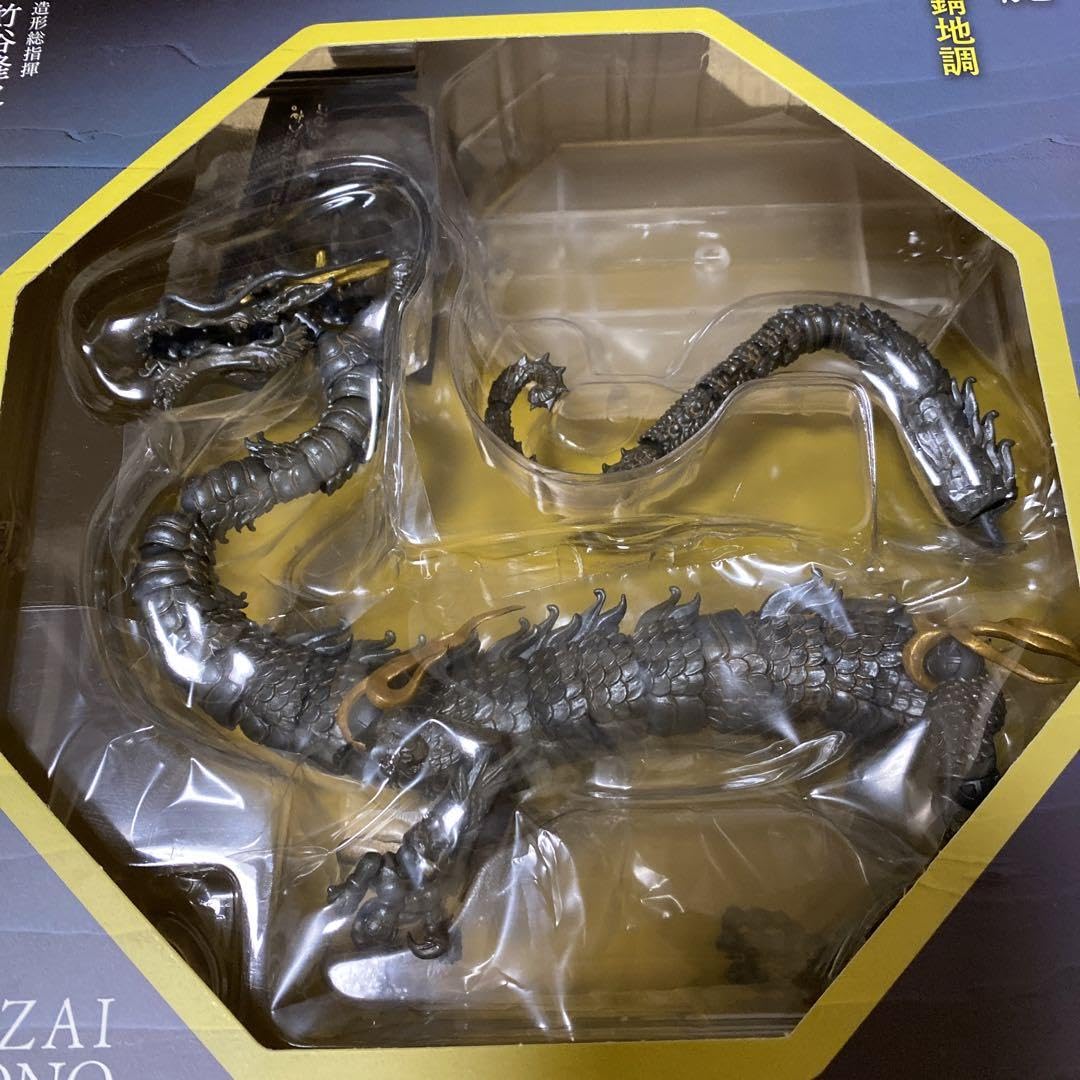 Amazon.co.jp: 海洋堂 タケヤ式自在置物 龍 鉄錆地調版 : おもちゃ