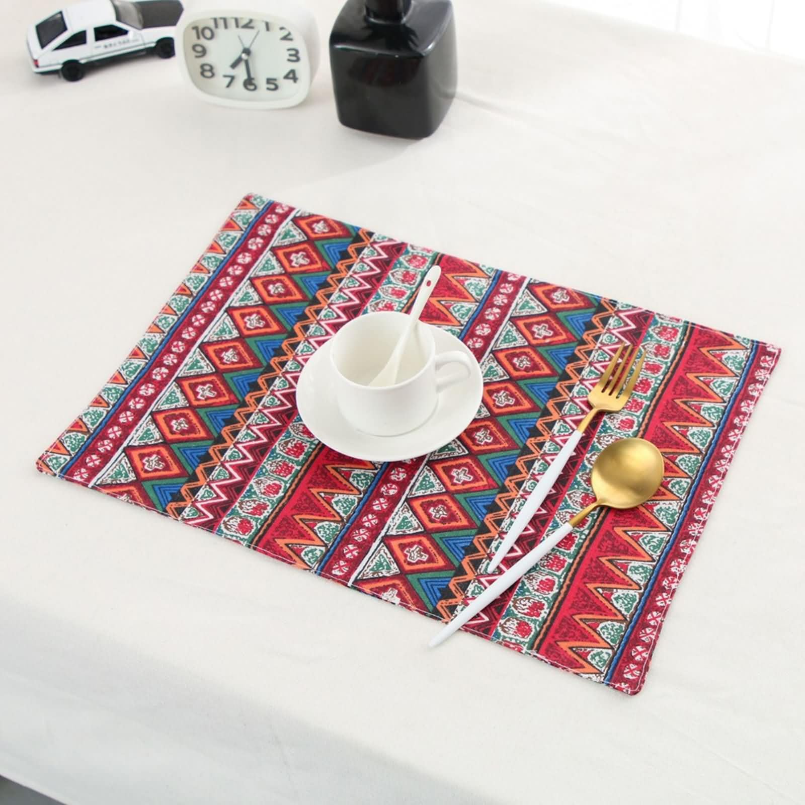 Lot de 8 Napperon Table Restaurant, 30 x 45 CM Rouge Orange Set de Table Salle à Manger Lavable Antidérapant, Rectangle avec Motif Vintage