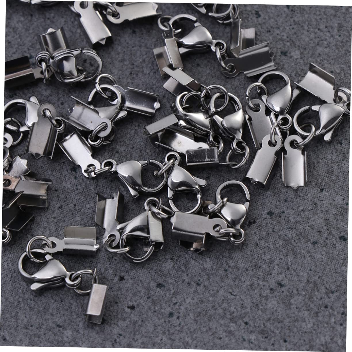 NUOBESTY 80piezas Ganchos De Langosta Inoxidable Para Joyería Broches De Clavo Para Pulseras Collares y Pendientes Accesorios De Bricolaje Color Plata