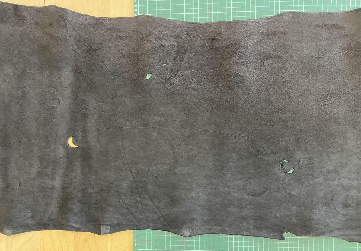 Amazon.co.jp: 超革！クジラの革 鯨の革 ホエールレザー whale