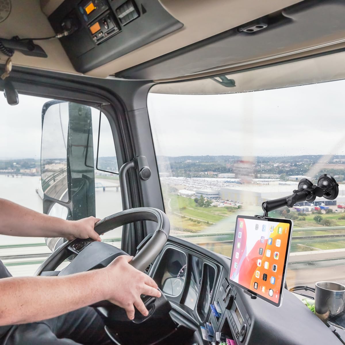 Aluminium-Tablet-Halterung für alle iPads, 360° verstellbar, sichere Doppel-Saugnapfhalterung für Auto, LKW, Windschutzscheibe, Sonnendach, kompatibel mit iPad Pro 12,9 Mini Air, Galaxy Tabs und