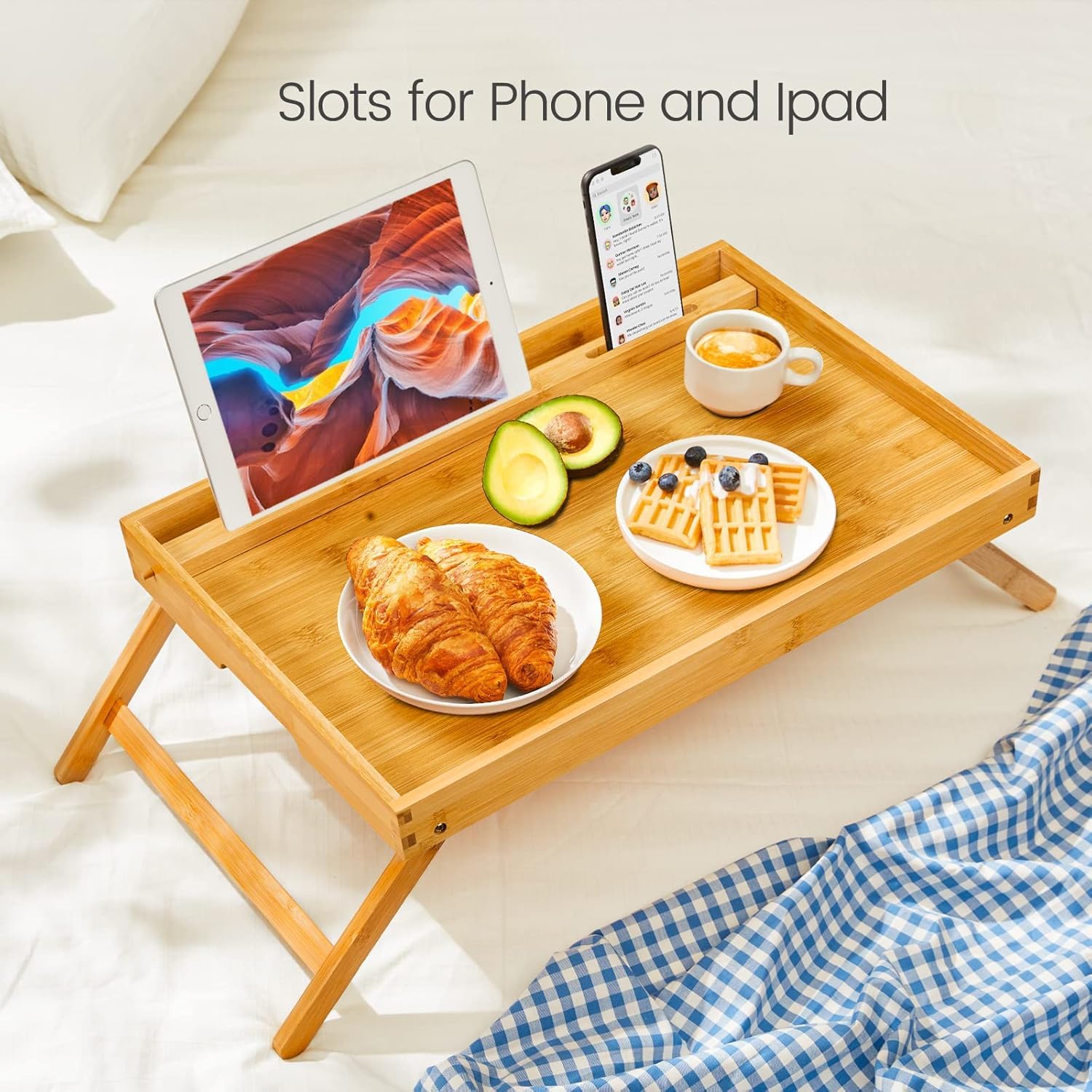 Mesa Bandeja de Bambú para la Cama, Bandeja Grande para el Desayuno con Patas Plegables, Bandeja Multiusos para Servicios, Uso como Bandeja Portátil para Portátil, Comer Pipishell (55x35.5x23cm)