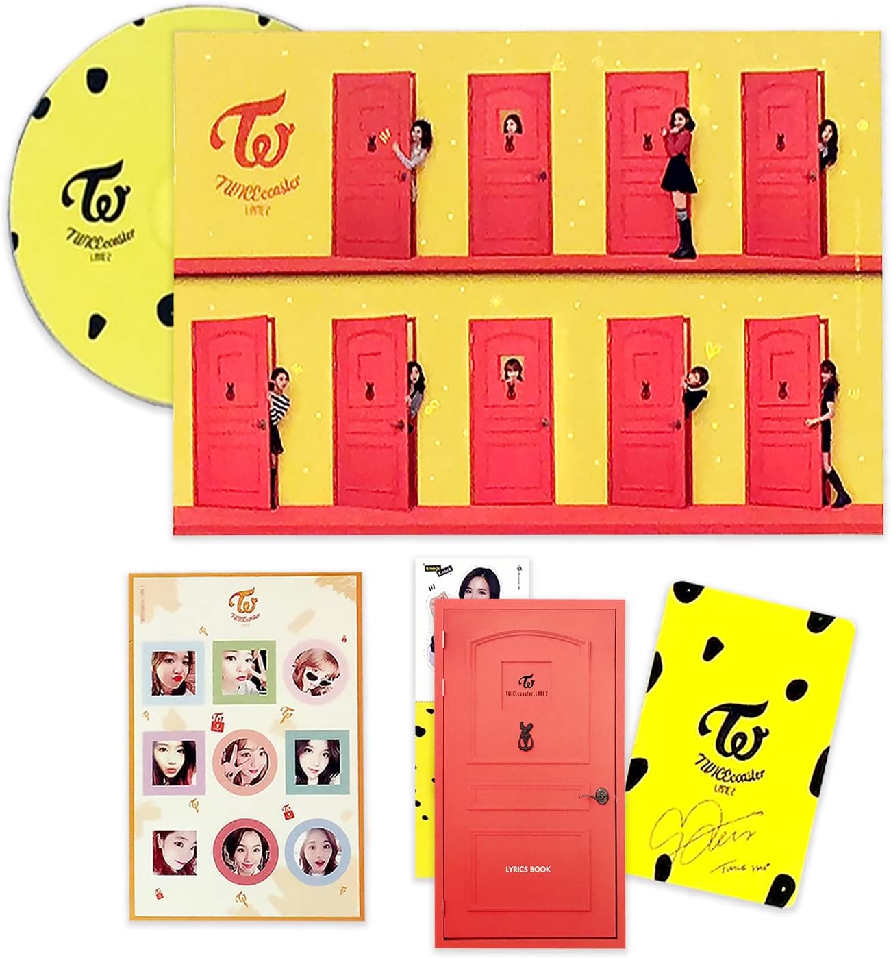 【美品】TWICE グッズ(サイン入り団扇.写真集.フォトブック.DVD.特典) 美品]TWICE グッズ(サイン入り団扇.写真集.フォトブック.DVD.特典
