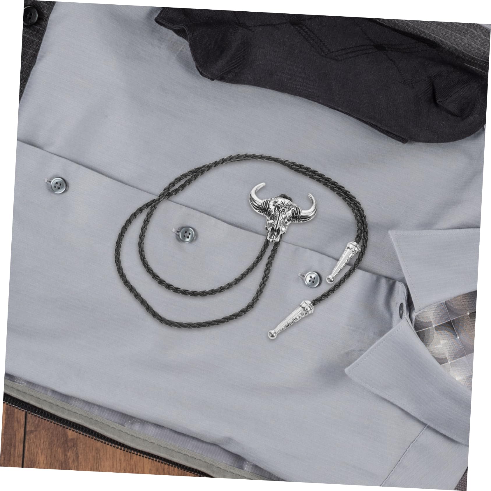 Bolo Tie Adjustable Bull Shaped Western Necklace for Men and Women Faux Leather Unique Design for Outfits and Various Occasions