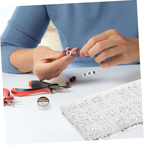 Miniatura 8 de Cuentas de letras redondas, cuentas acrílicas del alfabeto blanco A-Z con patrón de corazón con cordón para hacer joyas, pulseras, collares,