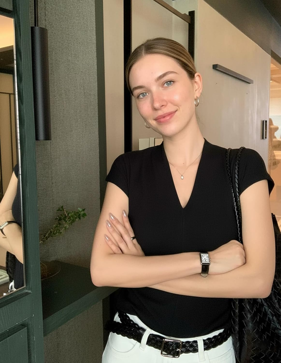 Trendy Women Ribbed Top V-Neck Short Sleeve Lightweight Tight Work Pullover Petite Black S - Image 2