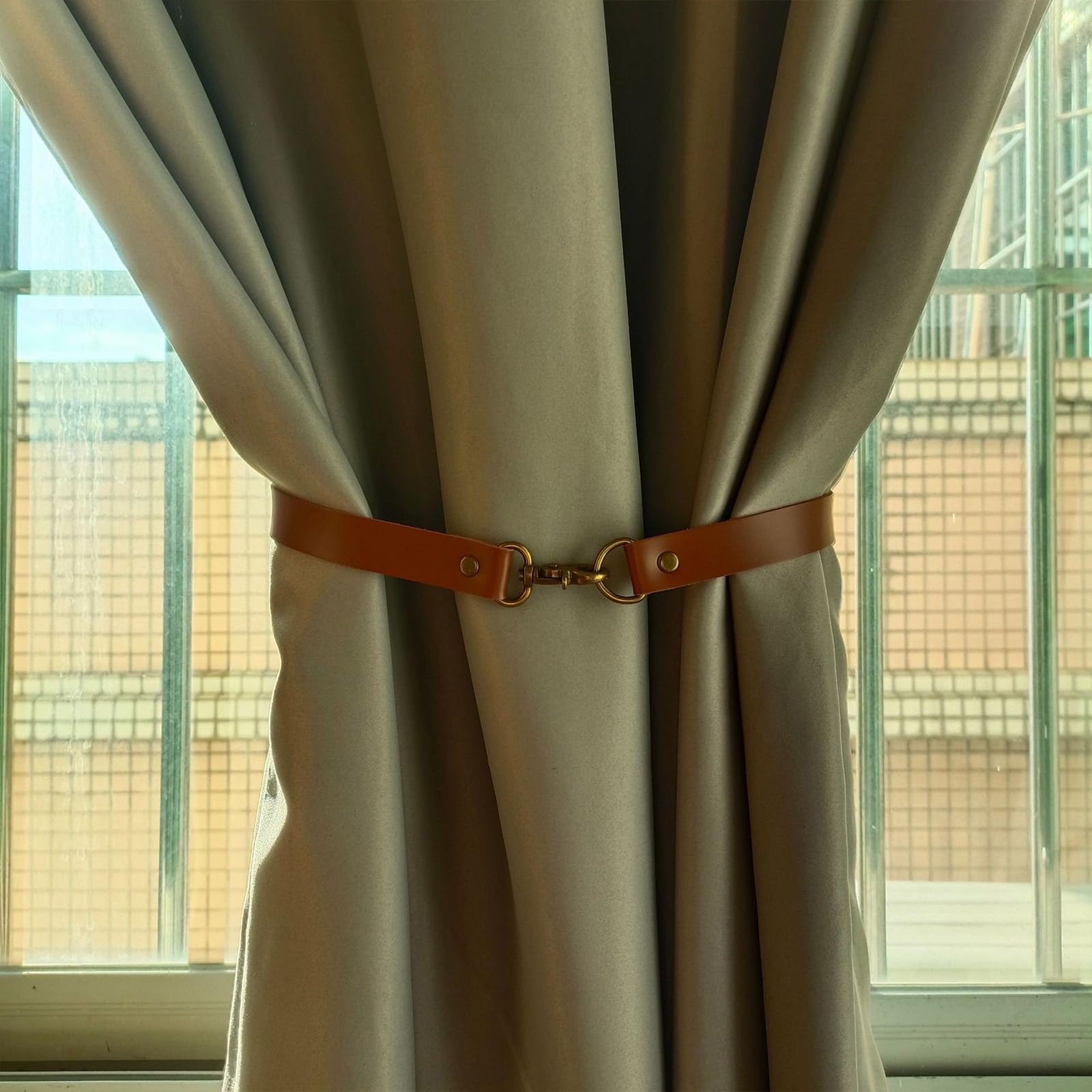 Fermatenda in pelle Fermatenda in pelle Fibbia per tende Creatività Fermatenda Classico Europeo Retrò Senza Chiodi Tenda in Pelle Tiebacks