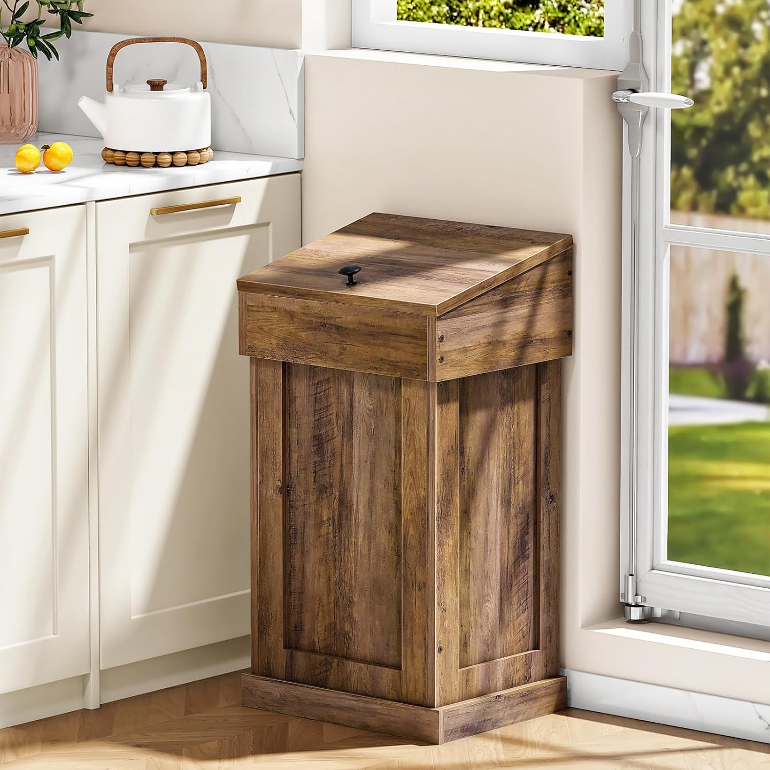 Trash Can Cabinet, Wooden Trash Bin with Lid, 17 Gallon Garbage Bin for Kitchen, Living Room, Bedroom, Laundry Room, Walnut MWB01HT