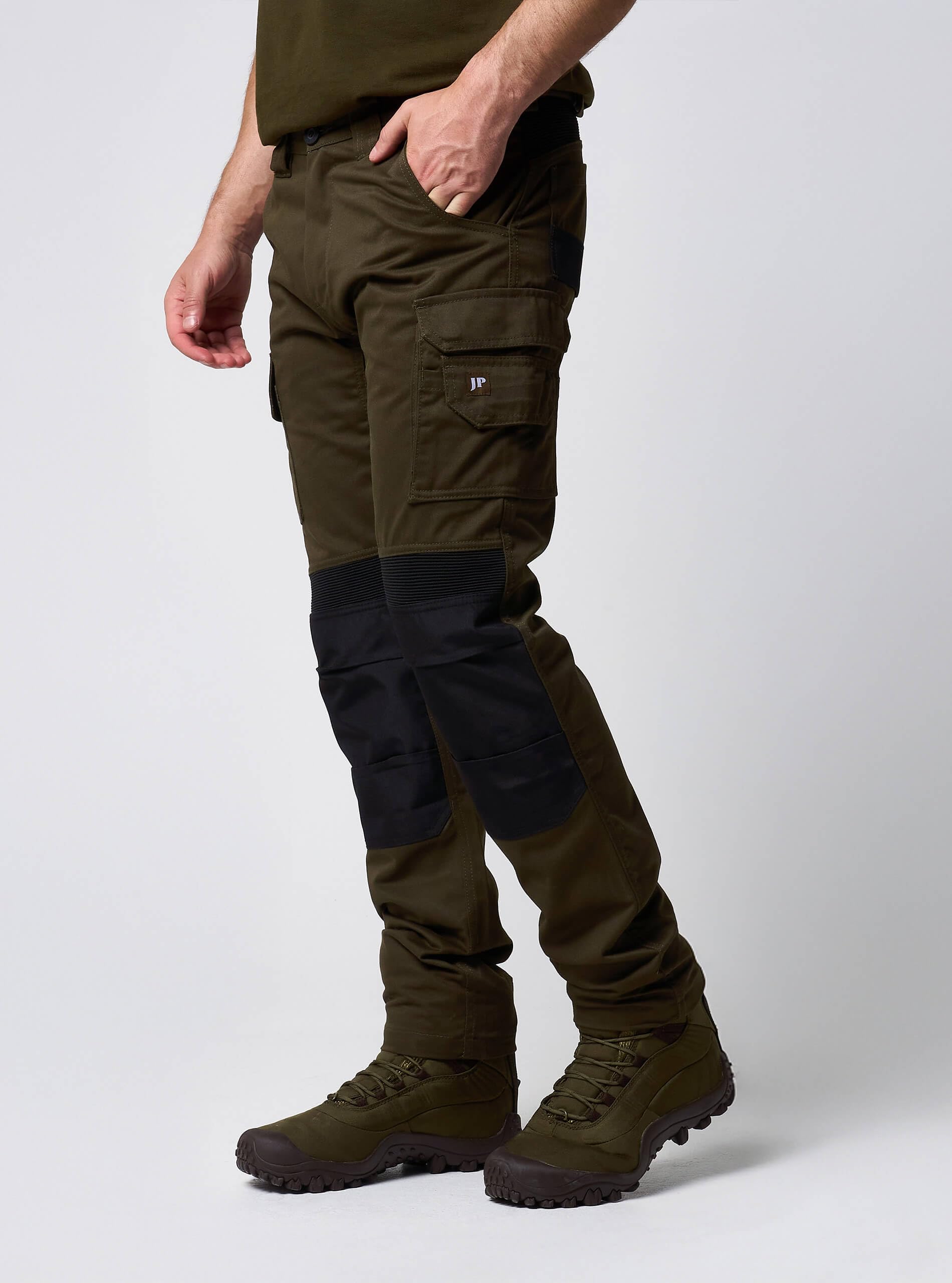 JACK PYKE Pantaloni tecnici da lavoro da uomo, resistenti, in policotone, con ginocchia rinforzate, pannelli elasticizzati e tasche per attrezzi, pantaloni cargo per agricoltura, edilizia, verde