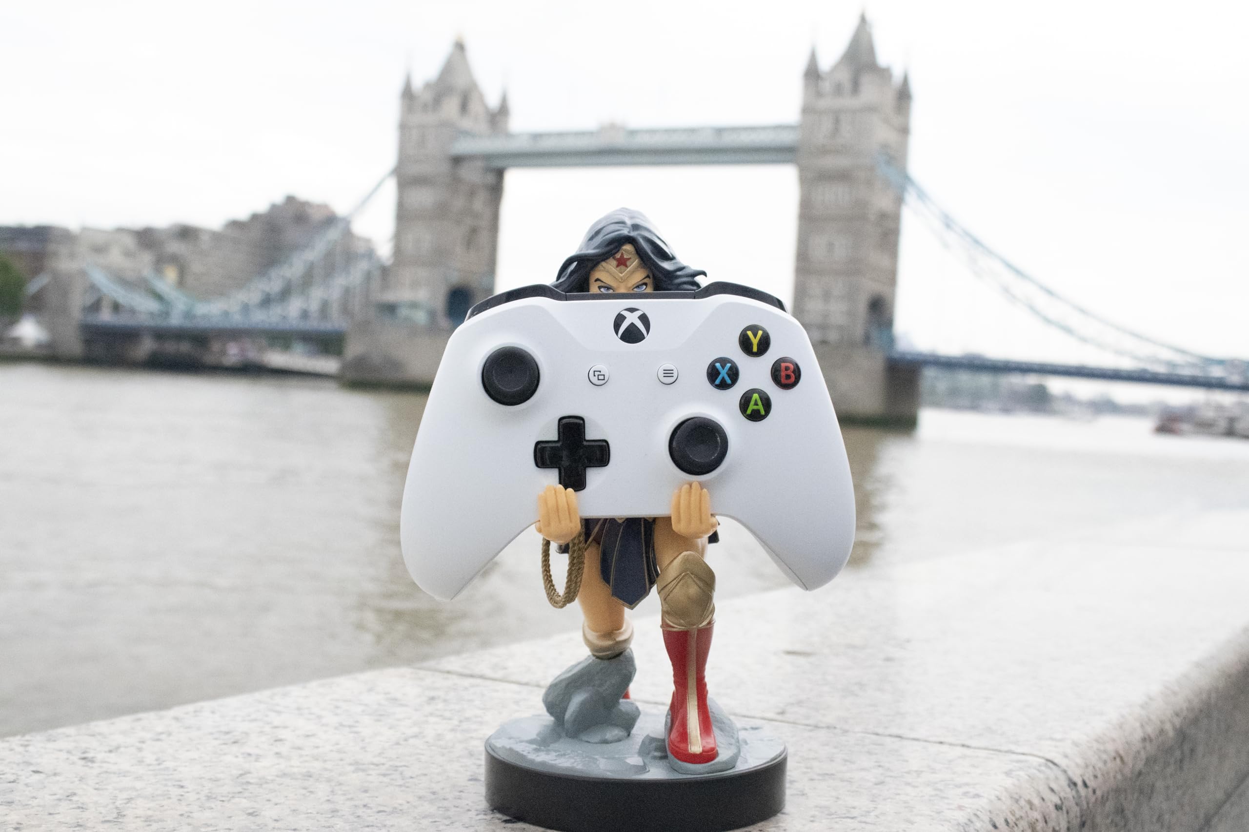EXGPRO Warner Bros: Wonder Woman Cable Guys Controller And Phone Holder - Gaming Console (B0CK484HBM) Amazon Price History, Amazon Price Tracker