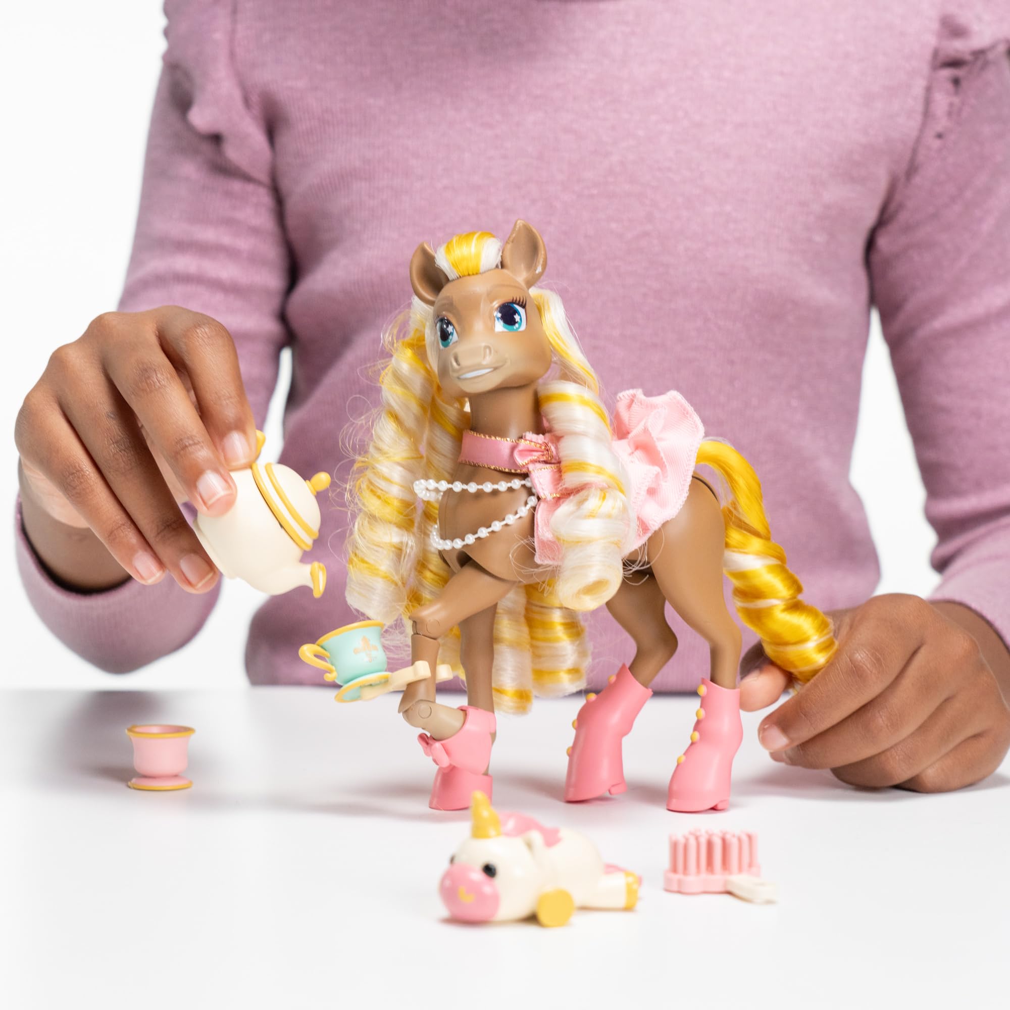 Wild Manes Cherie Cavallo Con Carretto E Accessori - Criniera Pettinabile, Set Da Tè E Macarons, Per Bambini 3+ Anni