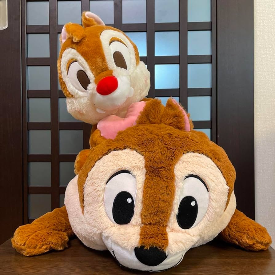Amazon.co.jp: 寝そべり お座り チップ デール ぬいぐるみ 2点