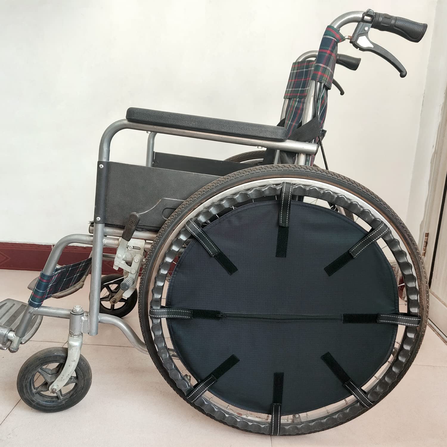 Protège-rayons de fauteuil roulant avec poche de rangement pour roues de fauteuil roulant 61 cm pour protéger les doigts