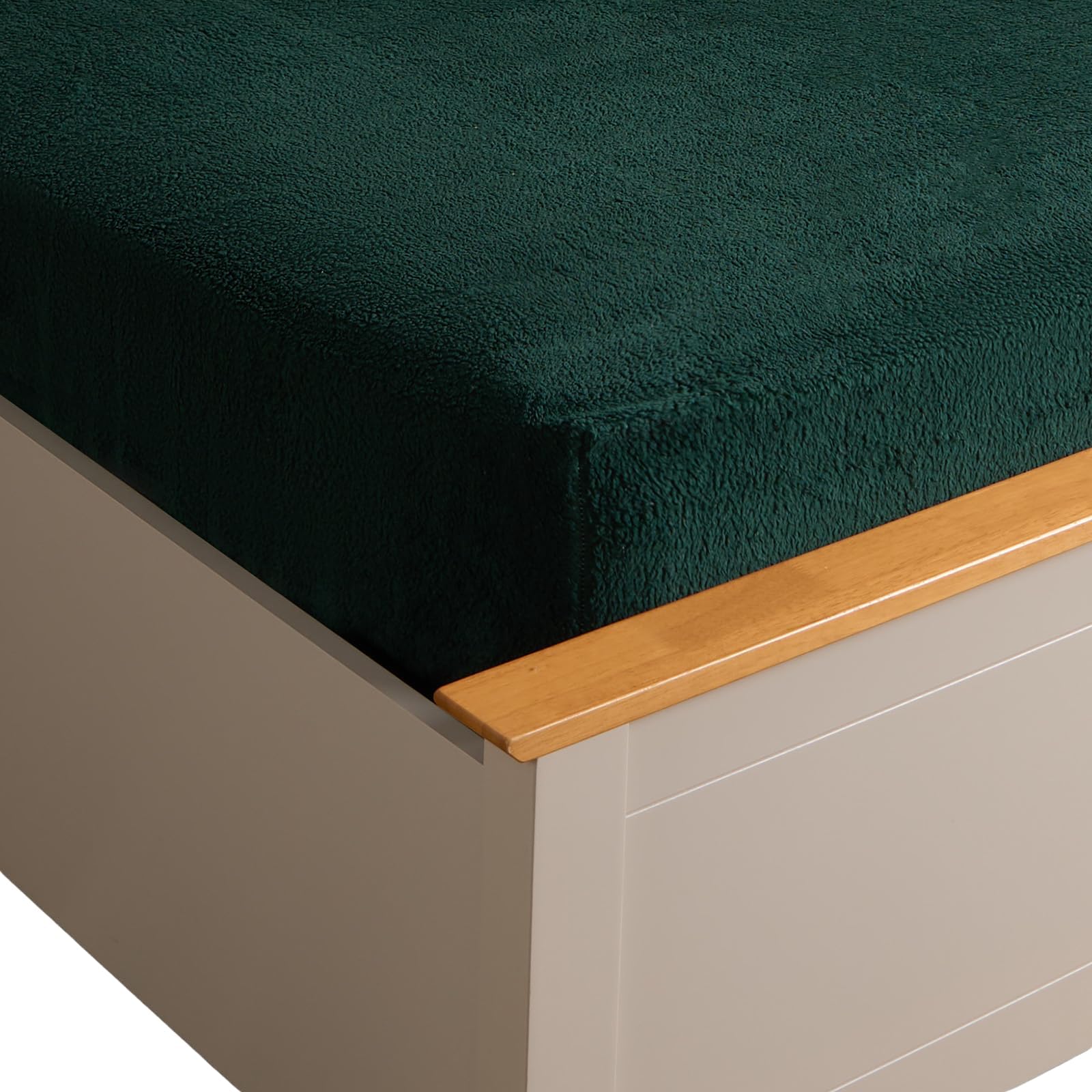 Ohs Teddy Fleece Fitted Bed Sheet Soft ThermalForest GreenDouble from B&Q