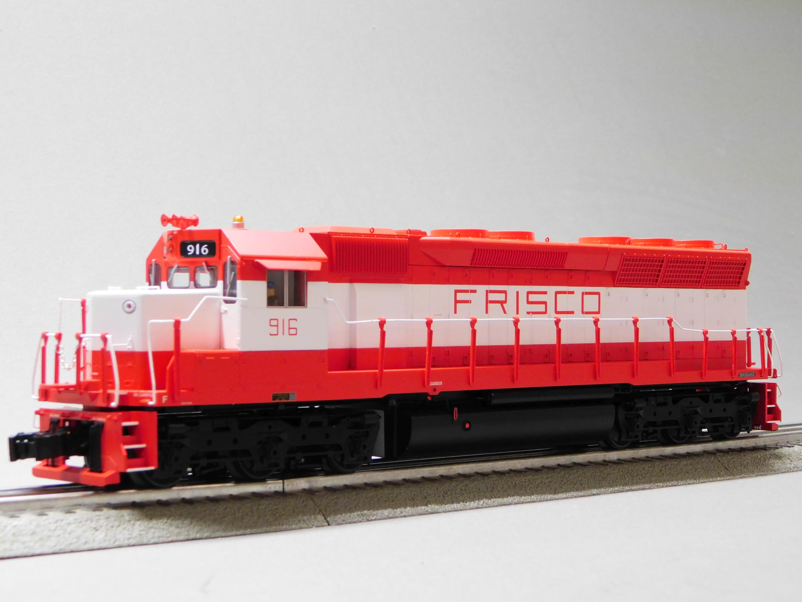 Lionel Frisco Legacy SD45 Diesel Locomotive Engine #916 O Gauge 2433562