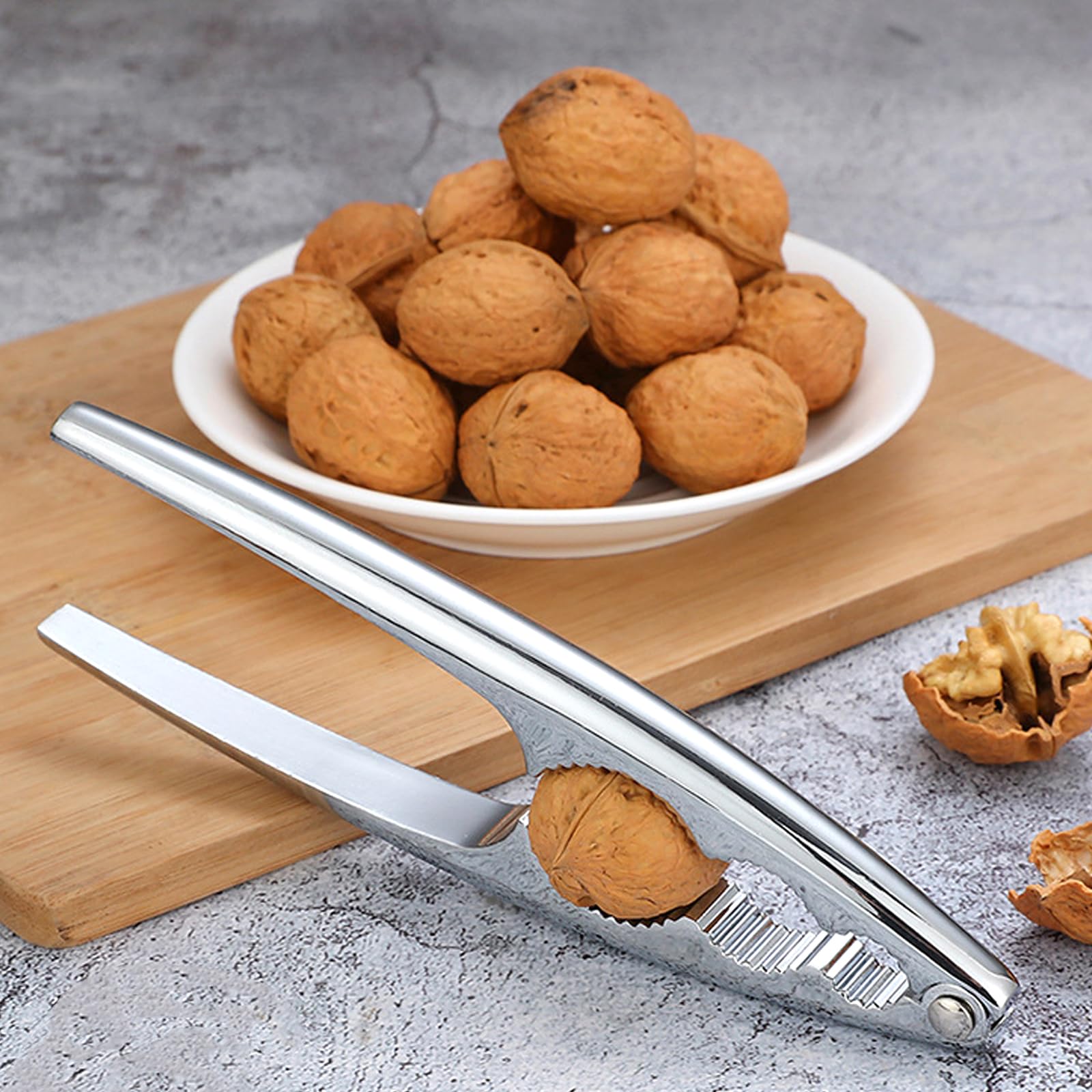 Casse-noix en acier inoxydable - Casse-noix de qualité supérieure - Multifonction et durable - Casse-noisette pour toute coque - Casse-noix pour enfants