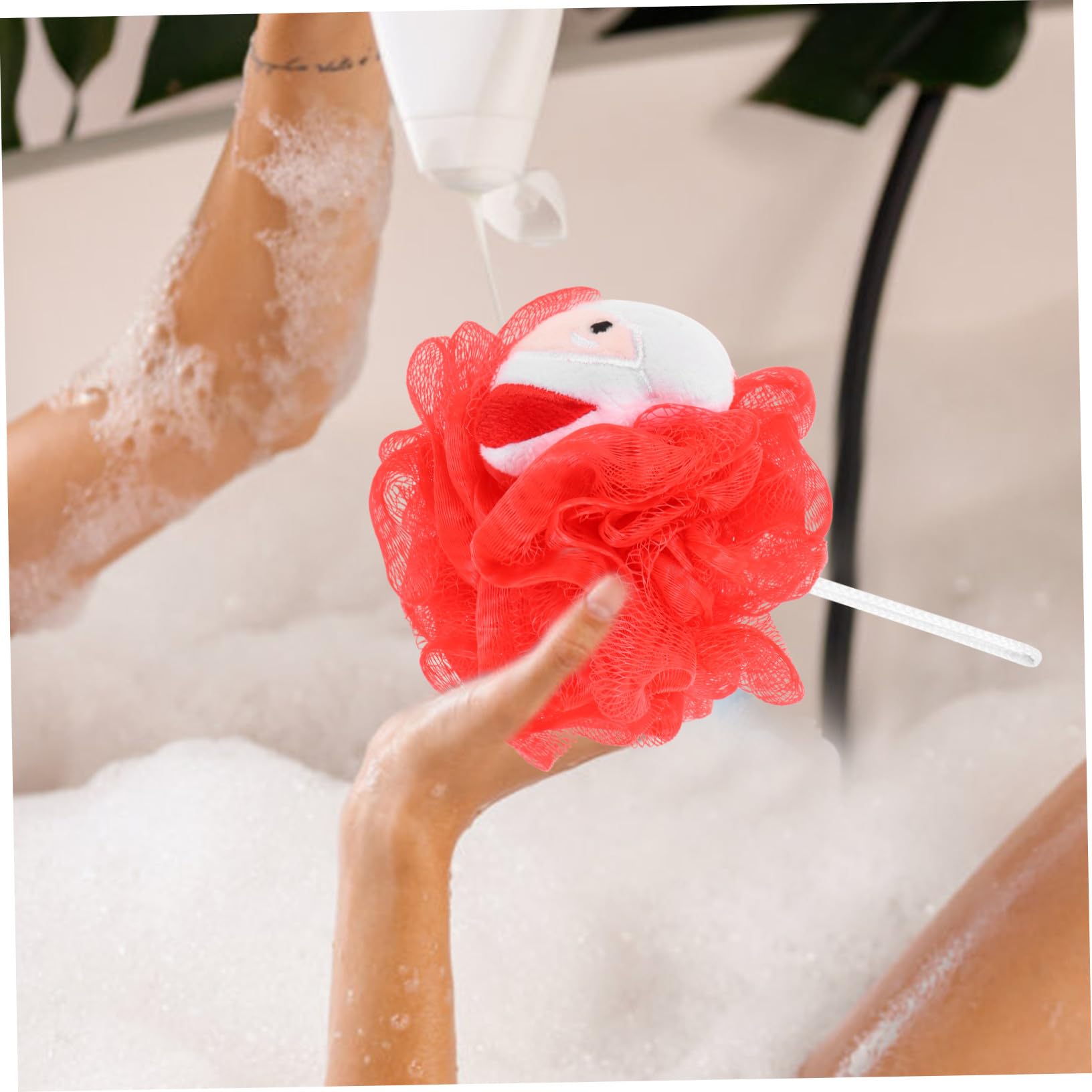 12 Pezzi Spugne Doccia Natalizie con Morbida Loofah Esfoliante per Bagno Palline Lavaggio PE Resistente e Schiuma Accessori Bagno Festivi