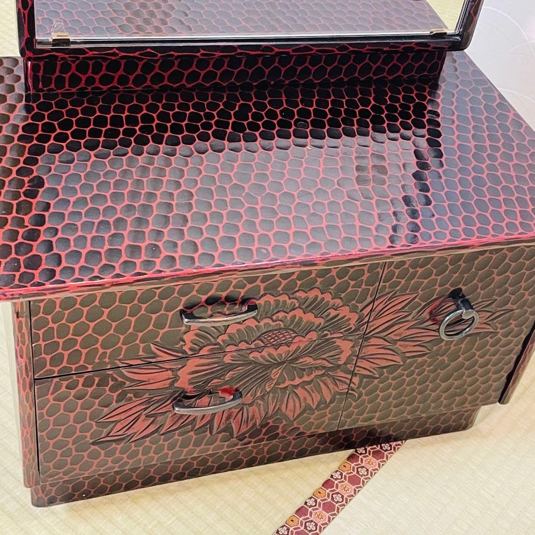 鎌倉彫 鏡台 一面鏡 アンティーク風 和家具 高級 ドレッサー 送料無料 Amazon.co.jp: 鎌倉彫 鏡台 一面鏡 アンティーク風 和家具 高級