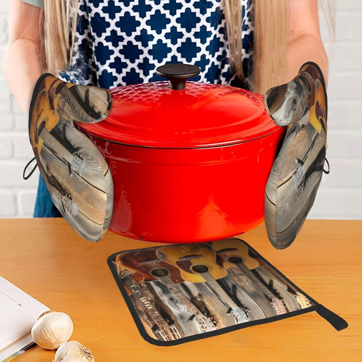 Oven Mitts and Pot Holders, Guitar Collection, Heat Resistant Microwave Gloves Safe for Baking, Cooking, BBQ, Pack of 3