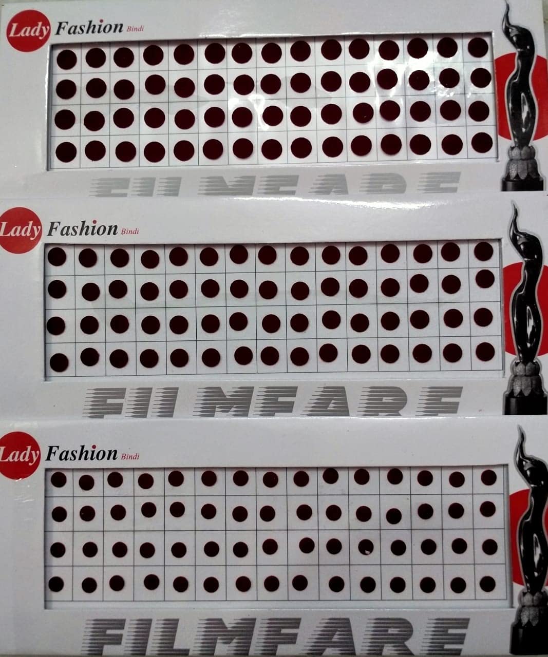 Parveen EnterprisesMix Size Maroon Colour Bindi Set of 3 Pack (Size - 4 to 6)