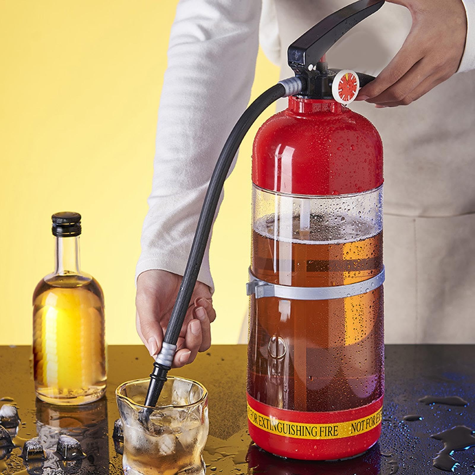 Contenitore per bevande estintore per birra alla spina