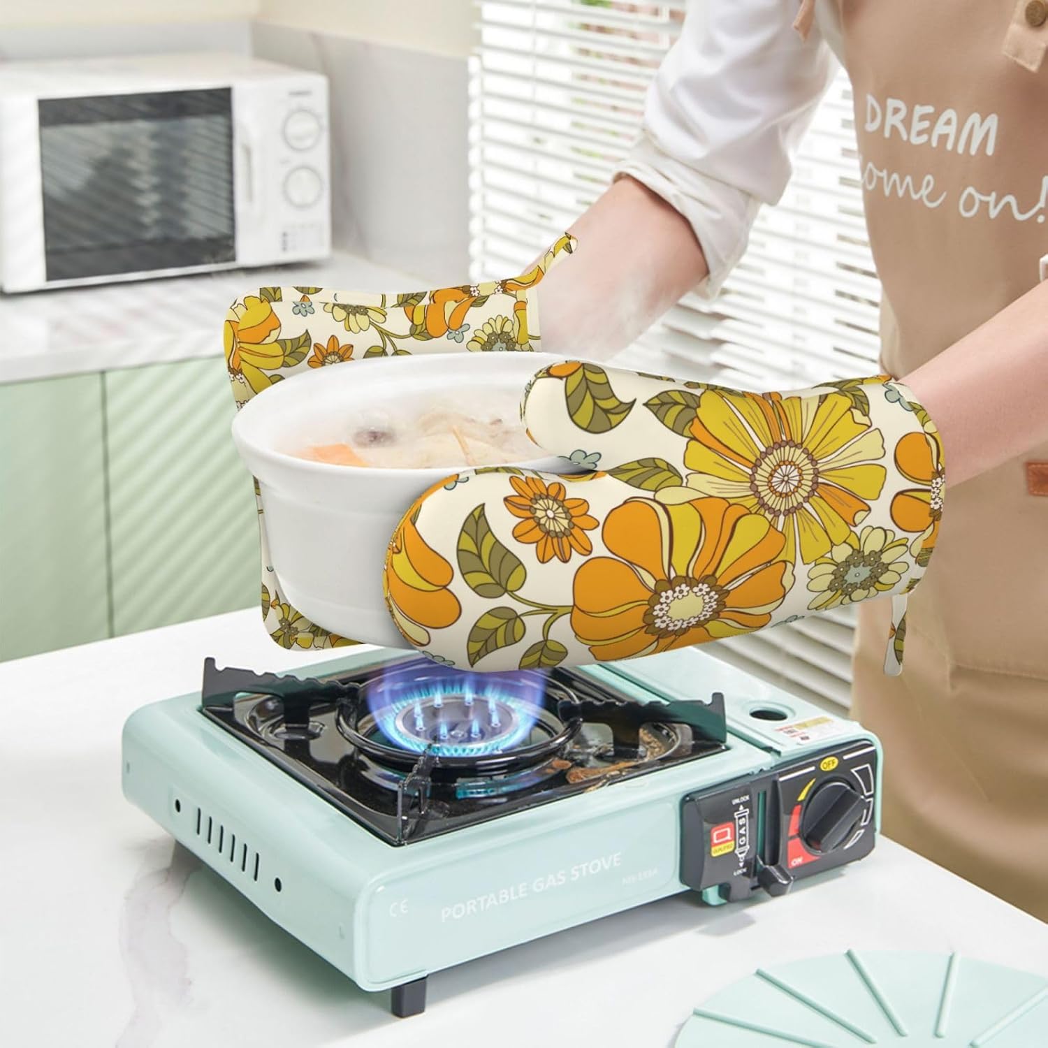 Retro 70s Style Flower Oven Mitts and Pot Holders Sets Silicone Kitchen Mitts Potholders Heat Resistant 4Pcs Oven Gloves Hot Pads for Kitchen Baking Cooking BBQ Grilling - Image 6